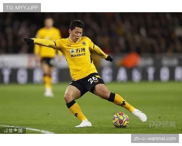 狼队黄喜灿上轮替补进球，爱德华兹考虑将其提上首发增强进攻